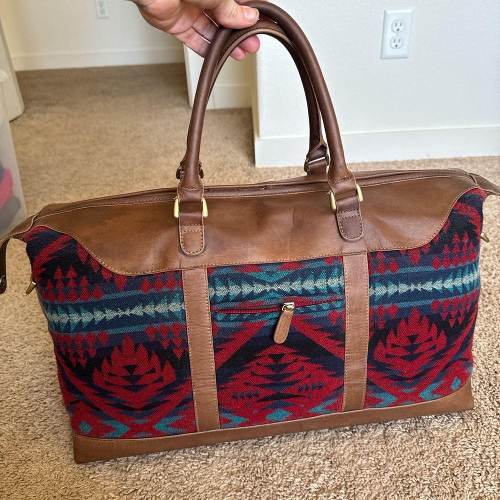 Pendleton Red and Brown Leather Trim Duffel Bag - Picture 3 of 9